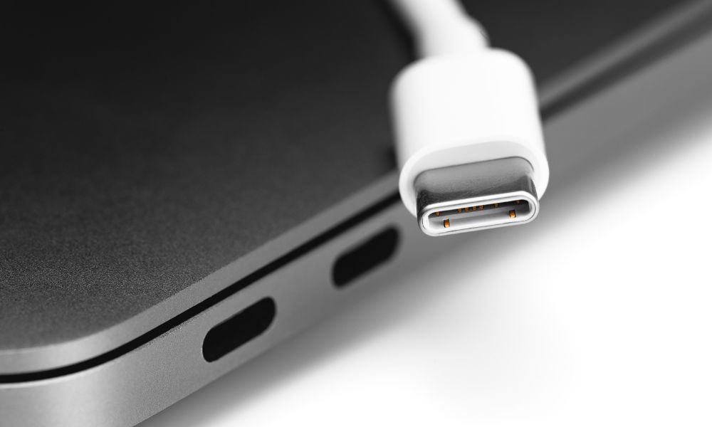 Everything You Should Know About Using USB-C Cables