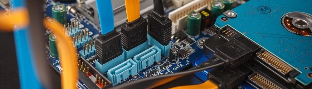 The Difference Between IDE and SATA Cables